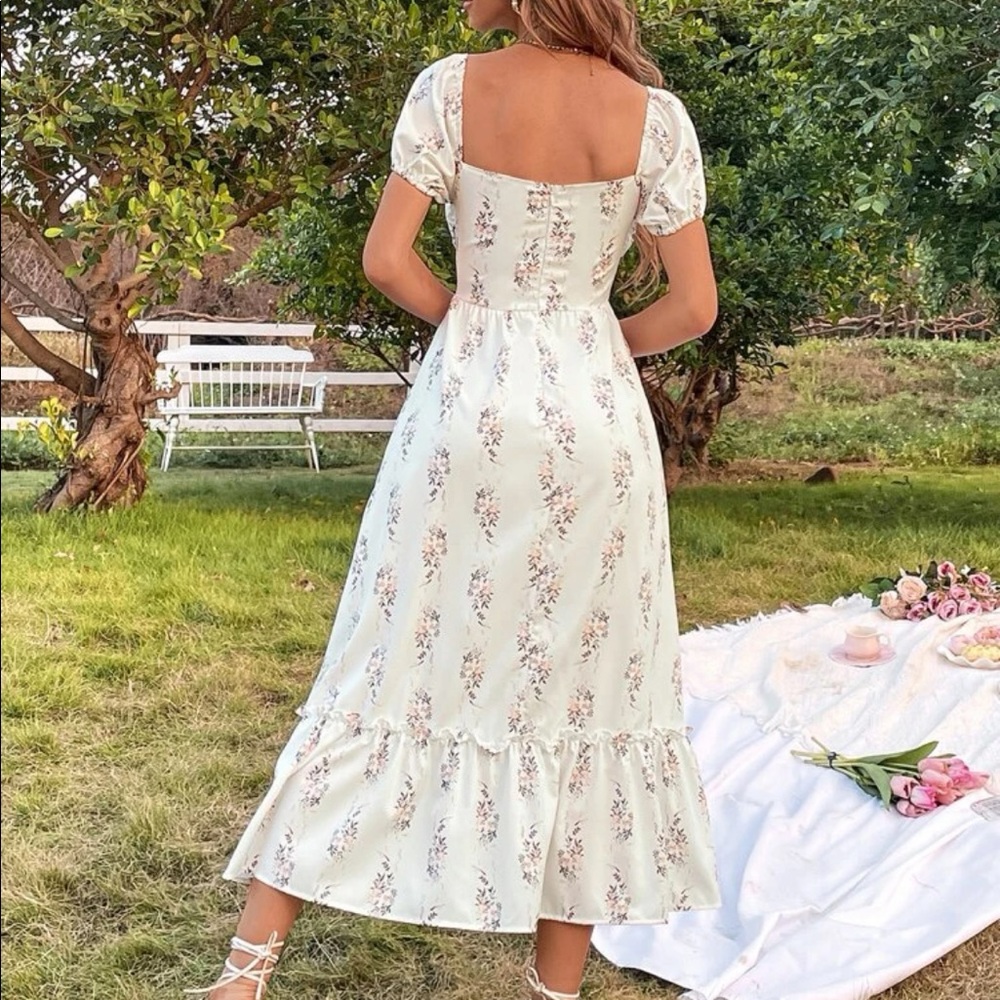 Boho white floral print sweetheart neckline dress - Picture 3 of 6